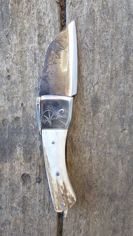 NAVAJA ASTUR DE CIERVO