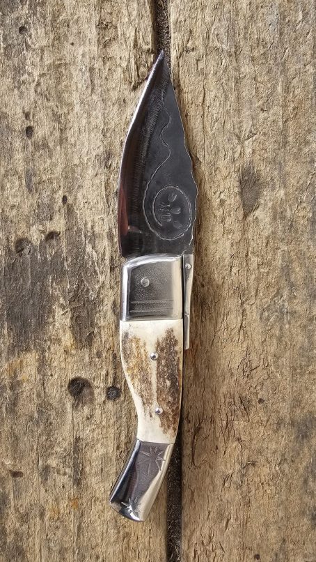MONTESINA CUERNO